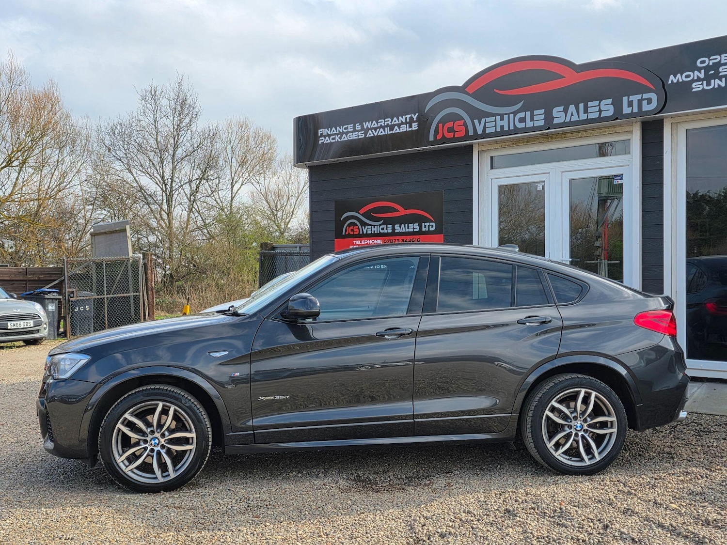 Used BMW X4 2016 for sale - 77825008: Photo 11