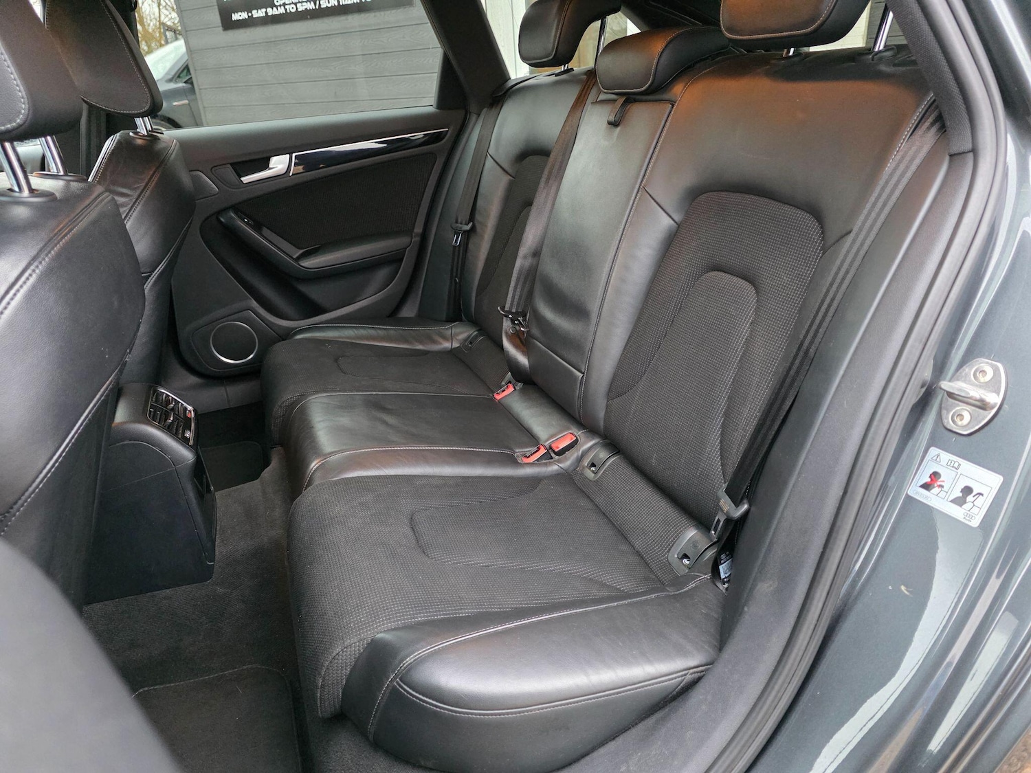 Used Audi A4 2012 for sale - 76926094: Photo 17