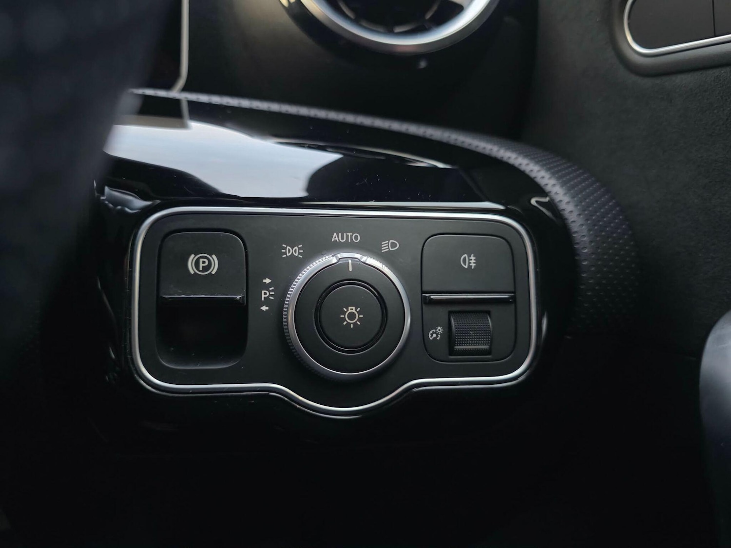 Used Mercedes-Benz A-Class 2019 for sale - 76839788: Photo 32