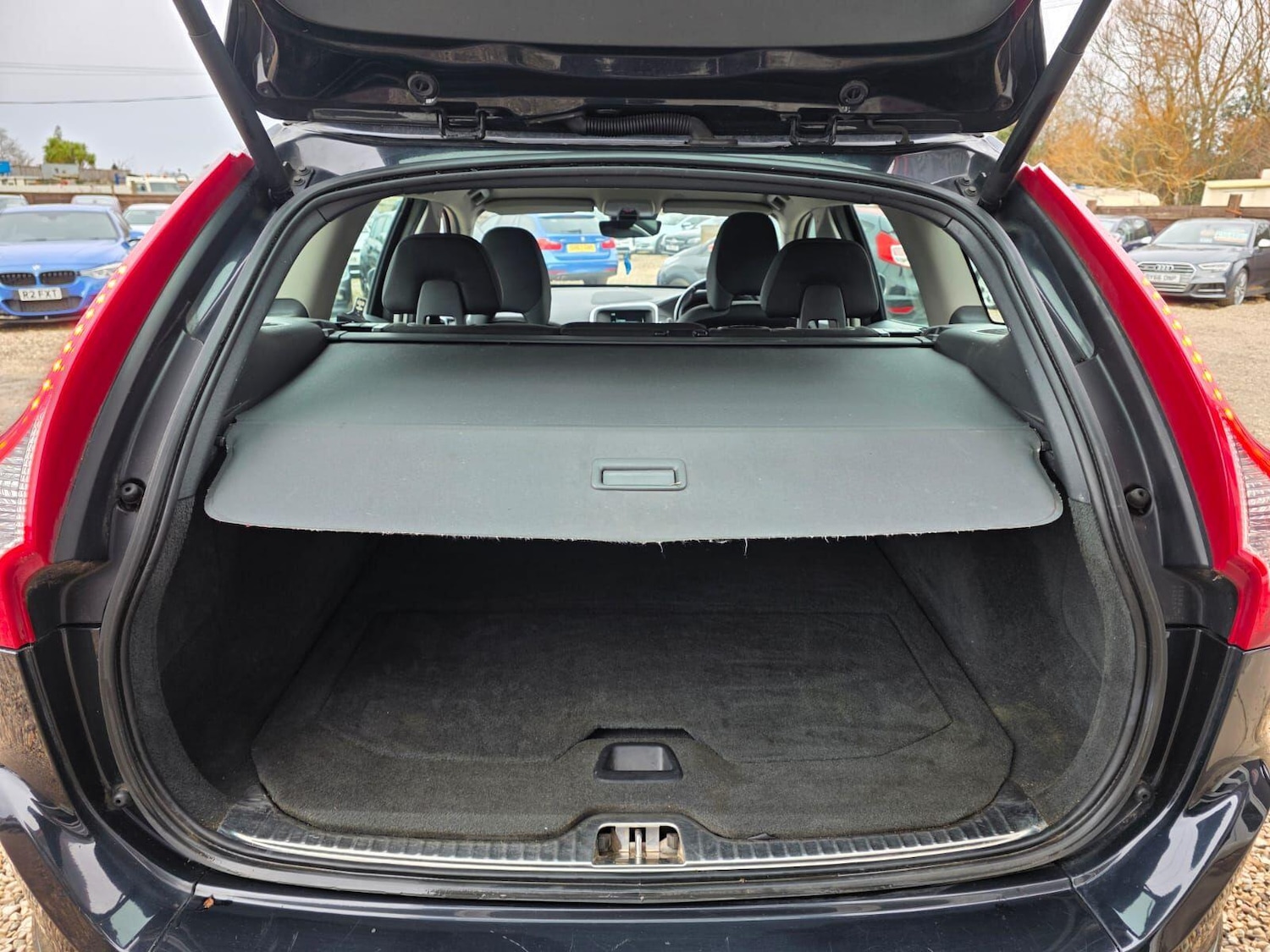 Used Volvo XC60 2014 for sale - 77166836: Photo 16