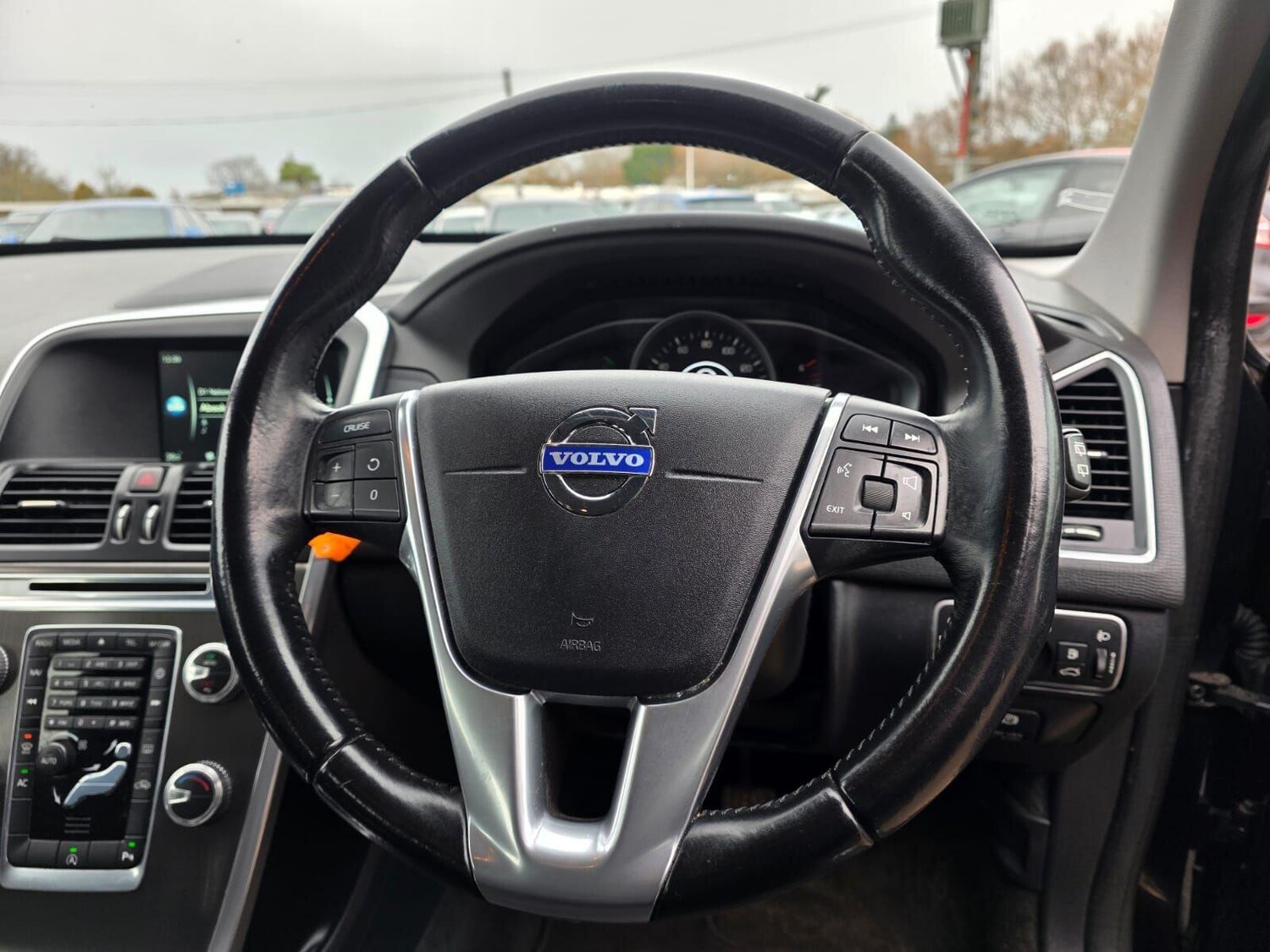 Used Volvo XC60 2014 for sale - 77166836: Photo 20