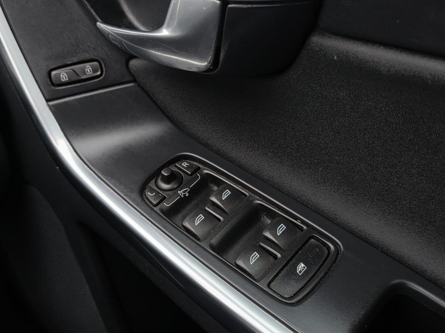 Used Volvo XC60 2014 for sale - 77166836: Photo 30