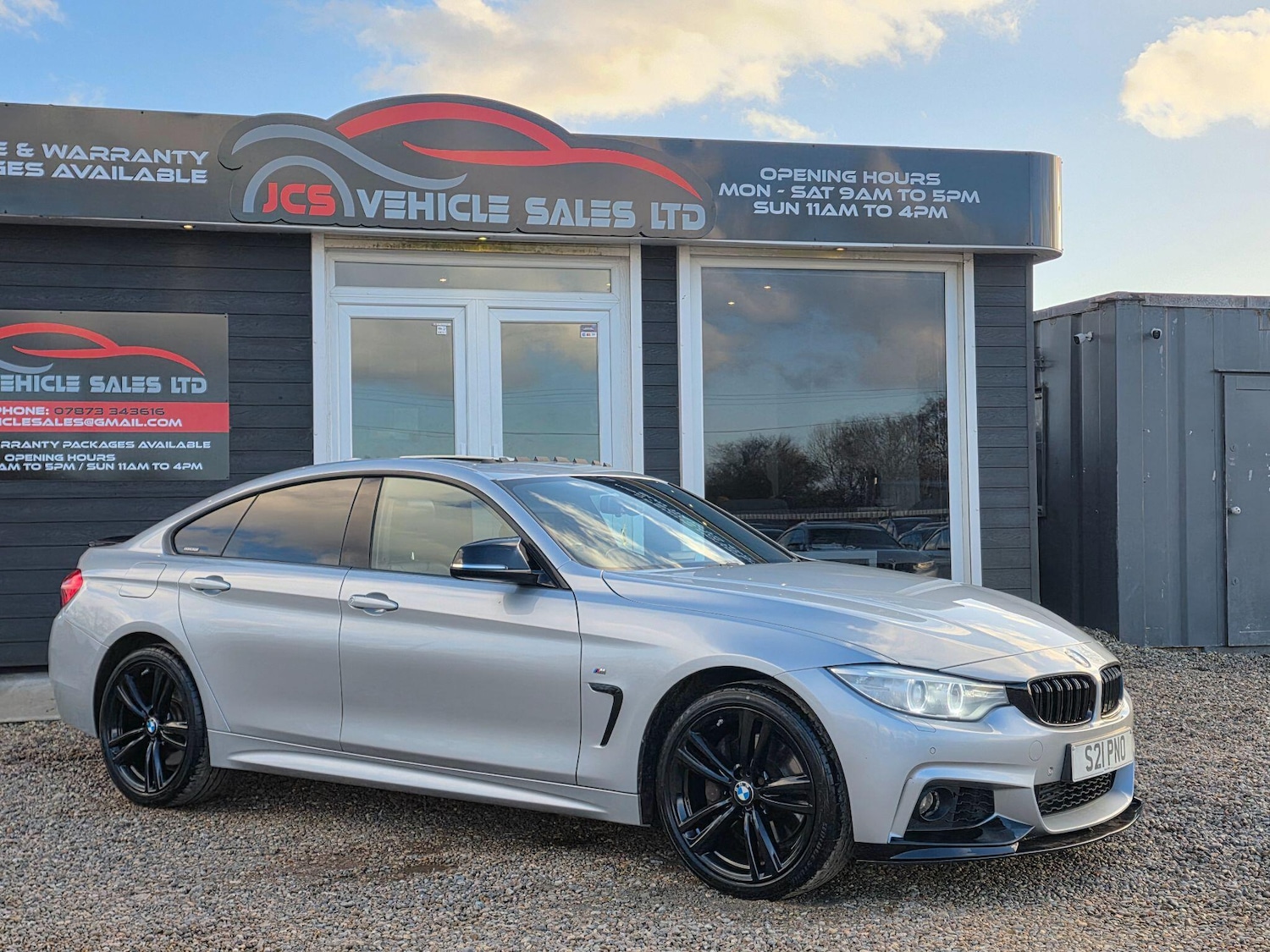 Used BMW 4 Series 2015 for sale - 77637583: Photo 2