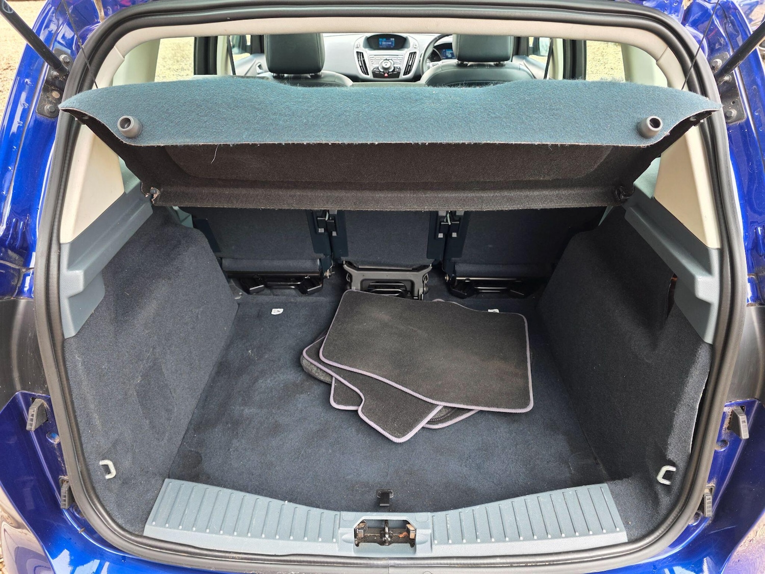 Used Ford C-Max 2015 for sale - 78086977: Photo 17