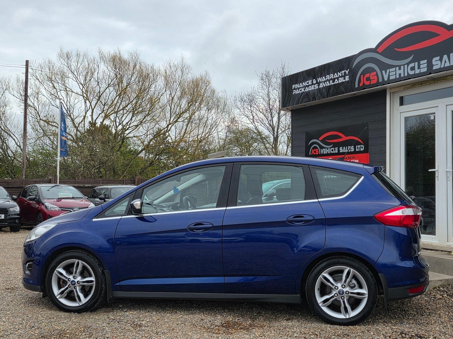 Used Ford C-Max 2015 for sale - 78086977: Photo 8