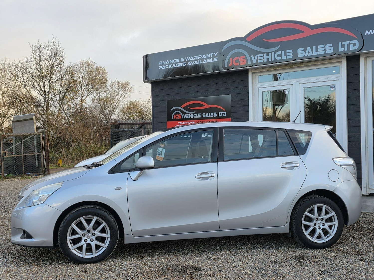 Used Toyota Verso 2012 for sale - 76995891: Photo 9
