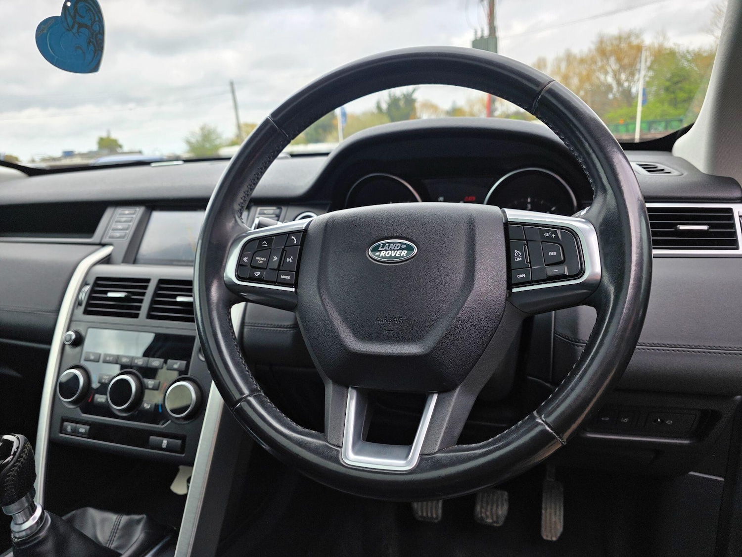 Used Land Rover Discovery Sport 2017 for sale - 78127417: Photo 26