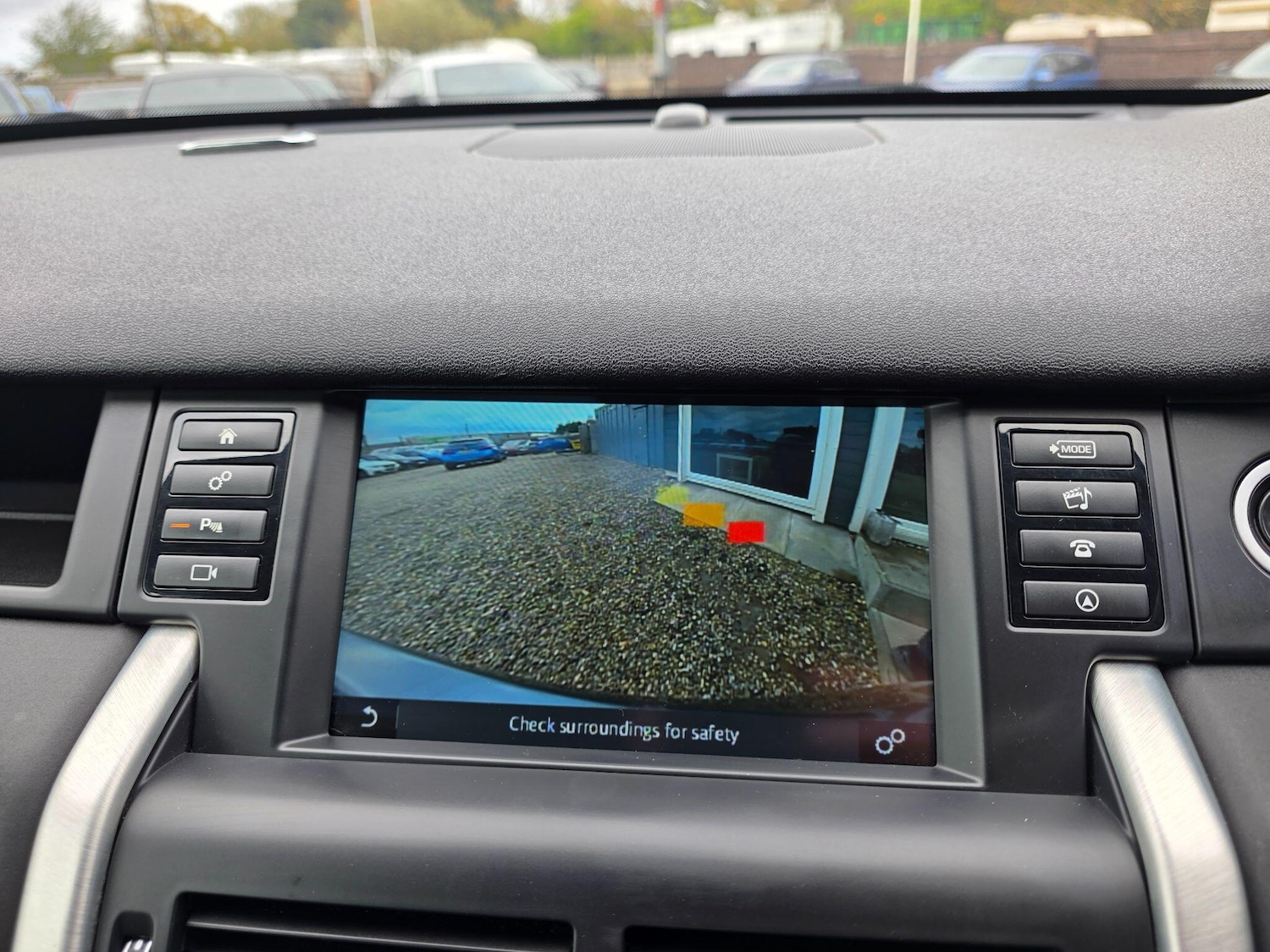 Used Land Rover Discovery Sport 2017 for sale - 78127417: Photo 32