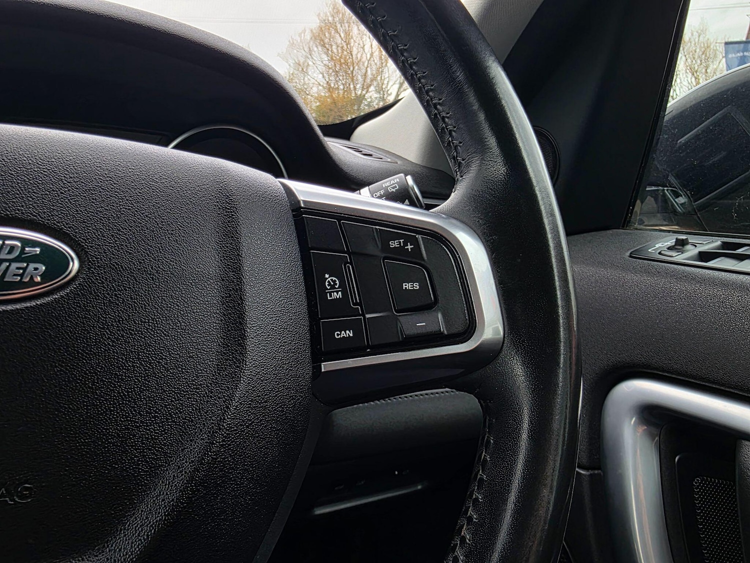 Used Land Rover Discovery Sport 2017 for sale - 78127417: Photo 41