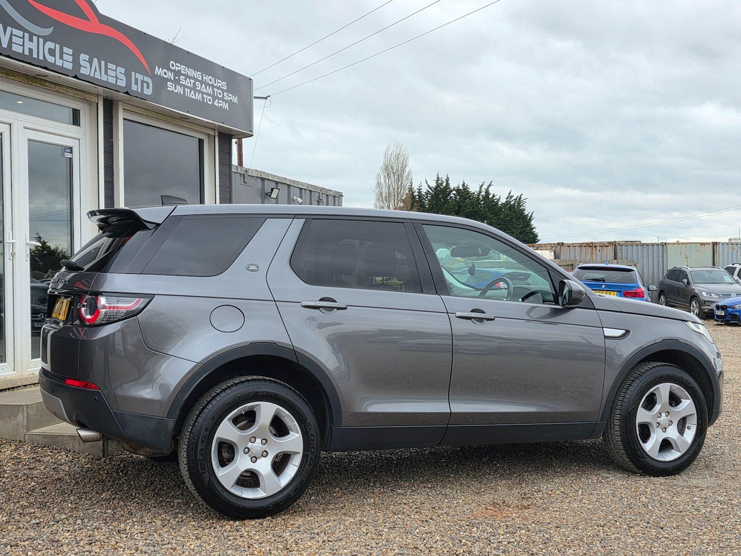 Used Land Rover Discovery Sport 2017 for sale - 78127417: Photo 5