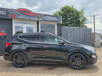 Used Hyundai Santa Fe 2015 for sale - 78830264: Photo