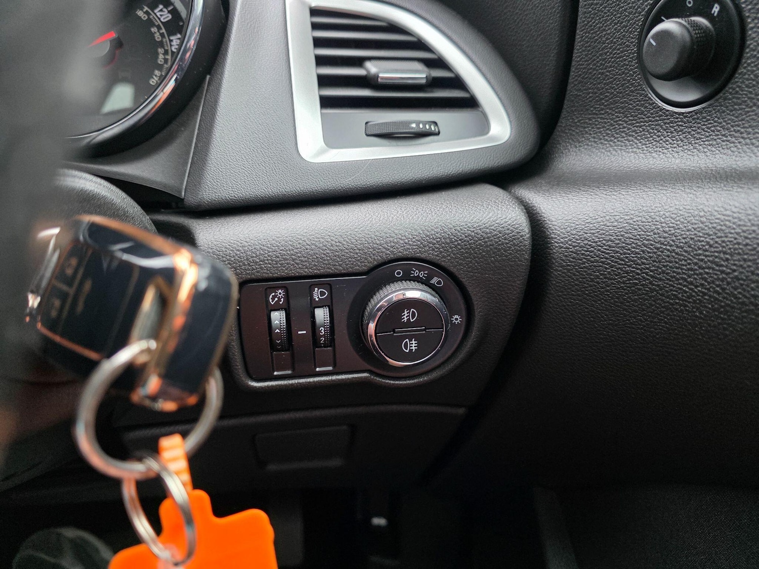 Used Vauxhall Astra 2013 for sale - 76599465: Photo 25