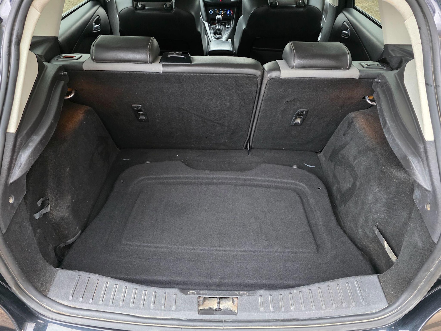 Used Ford Focus 2014 for sale - 77376619: Photo 18