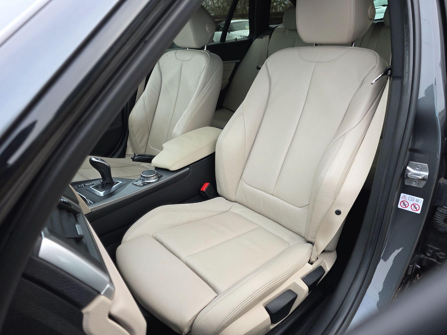 Used BMW 3 Series 2018 for sale - 77162983: Photo 22