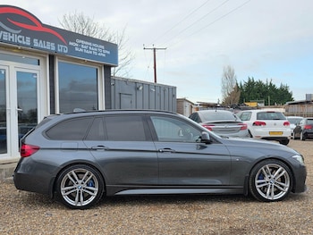 Used BMW 3 Series 2018 for sale - 77162983: Photo