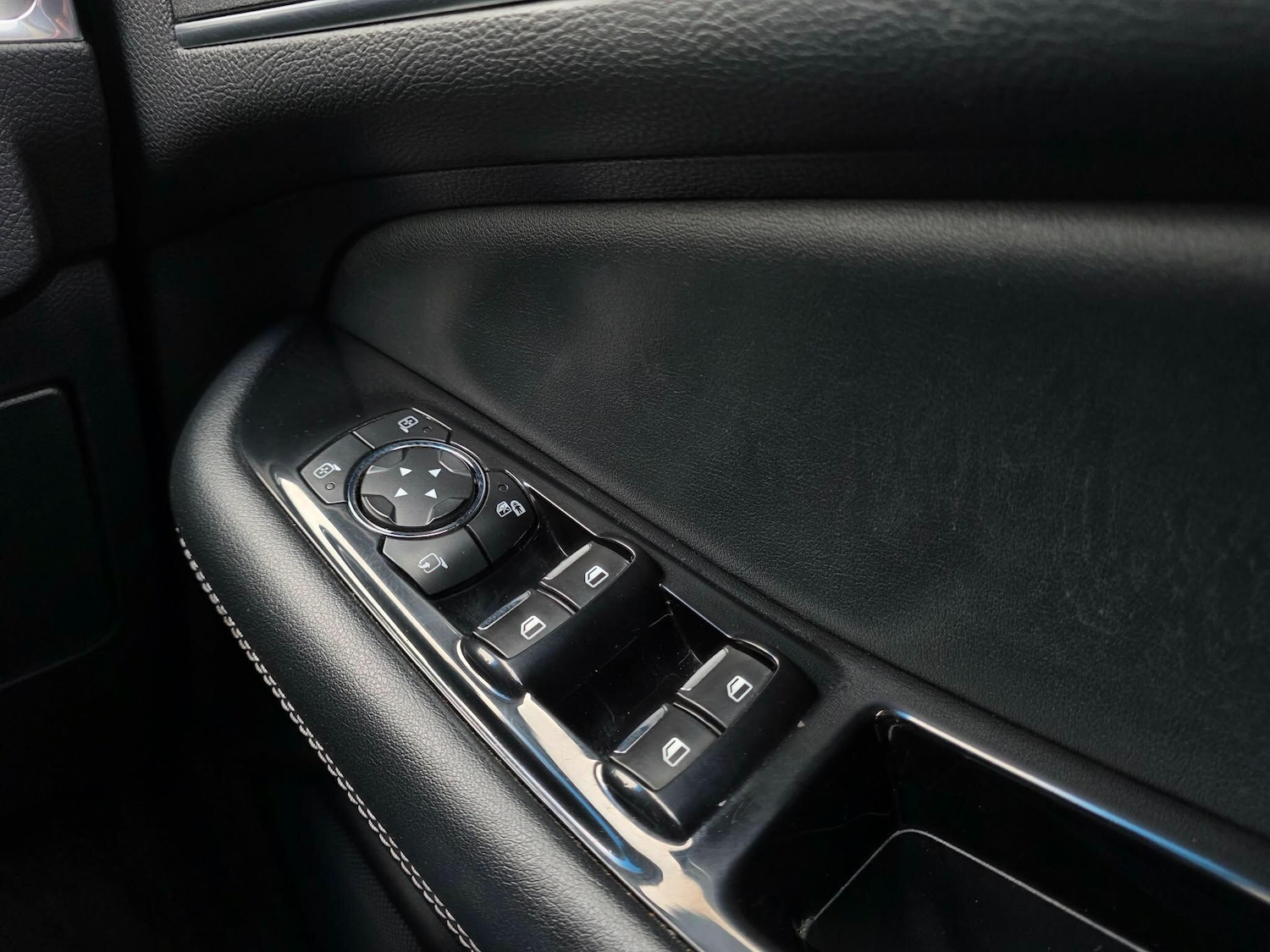 Used Ford Edge 2018 for sale - 77824871: Photo 40