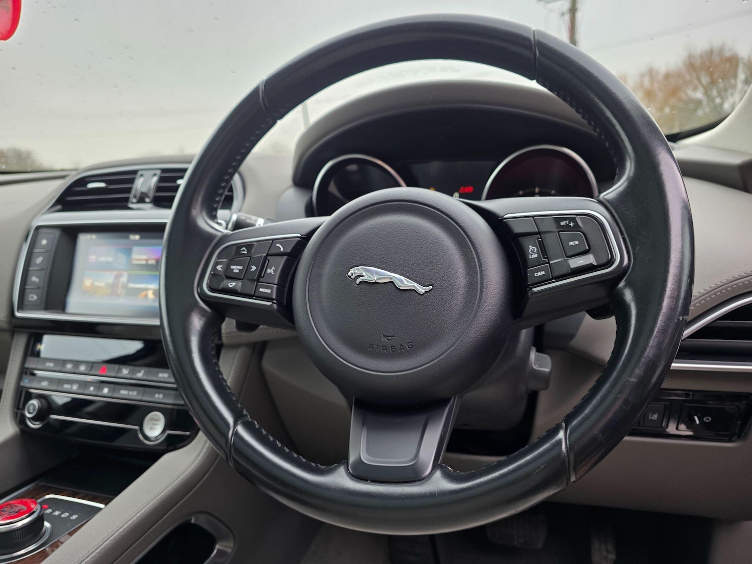 Used Jaguar F-Pace 2016 for sale - 77020873: Photo 23