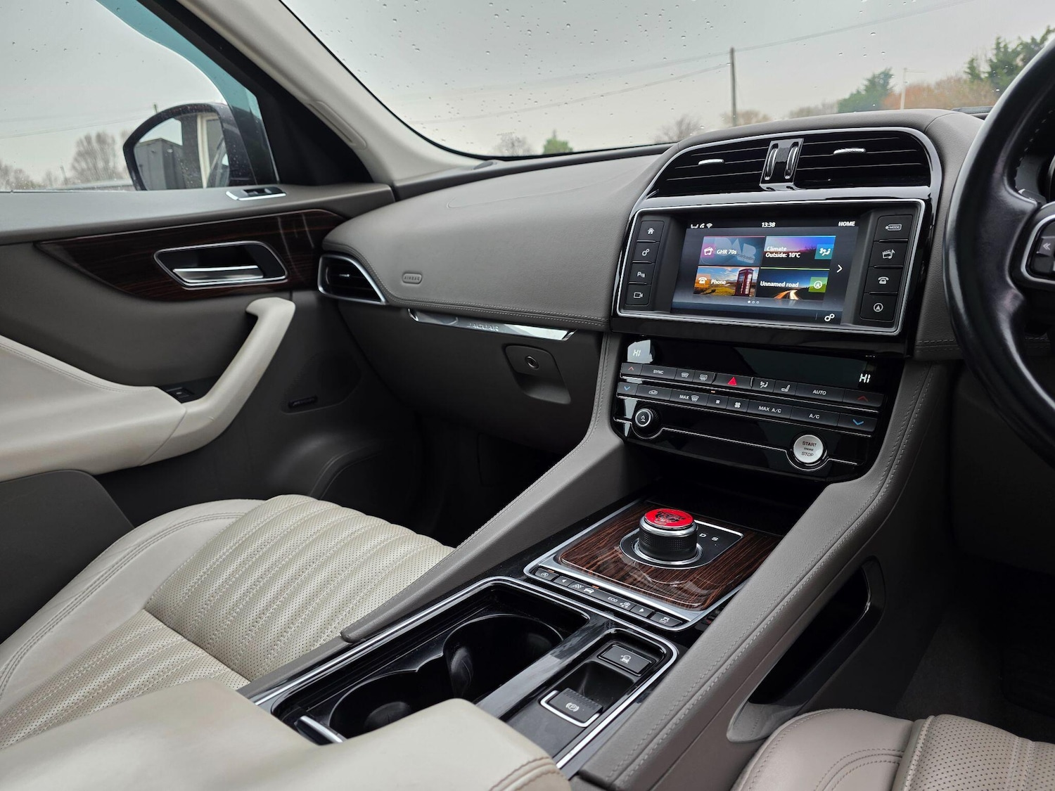 Used Jaguar F-Pace 2016 for sale - 77020873: Photo 24