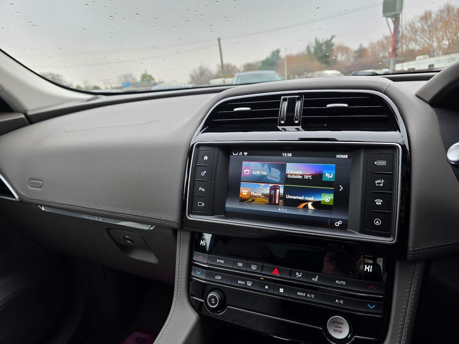 Used Jaguar F-Pace 2016 for sale - 77020873: Photo 27