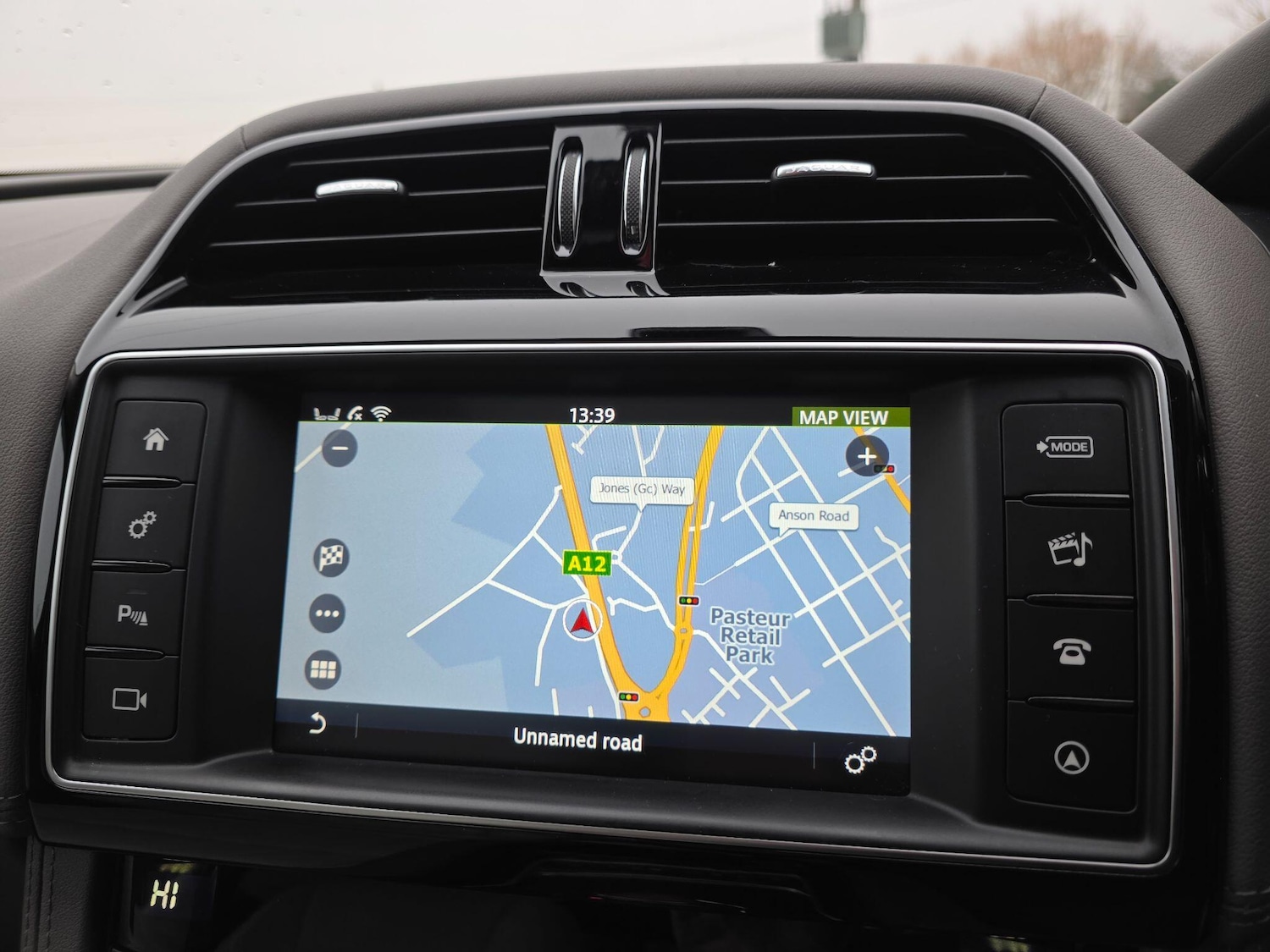 Used Jaguar F-Pace 2016 for sale - 77020873: Photo 29