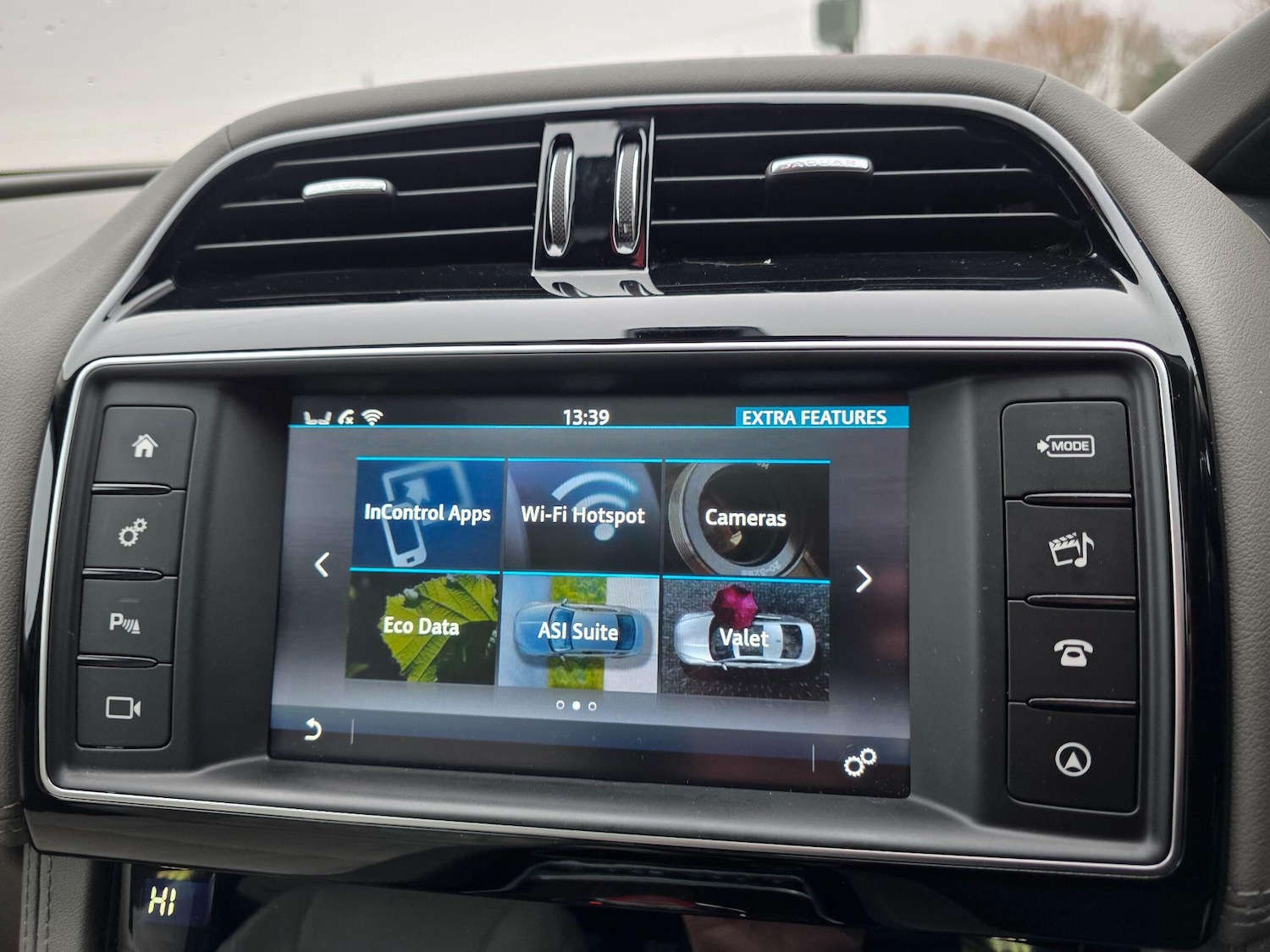 Used Jaguar F-Pace 2016 for sale - 77020873: Photo 32