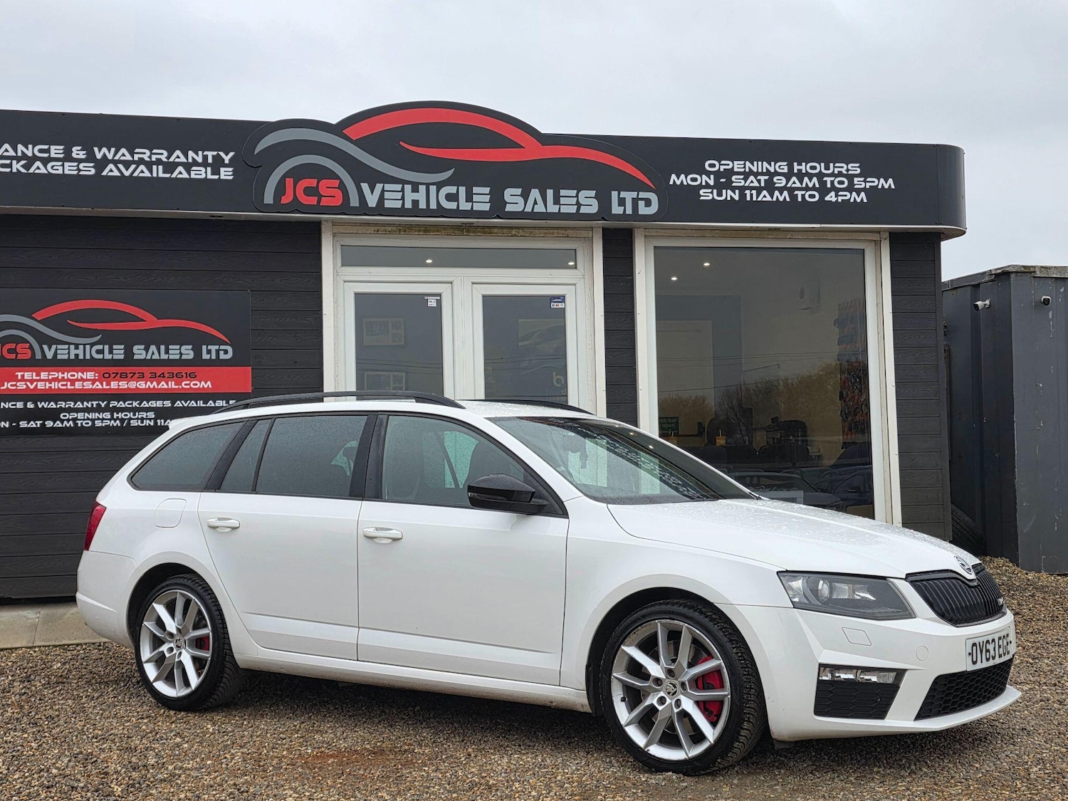 Used Skoda Octavia 2013 for sale - 77898400: Photo 2