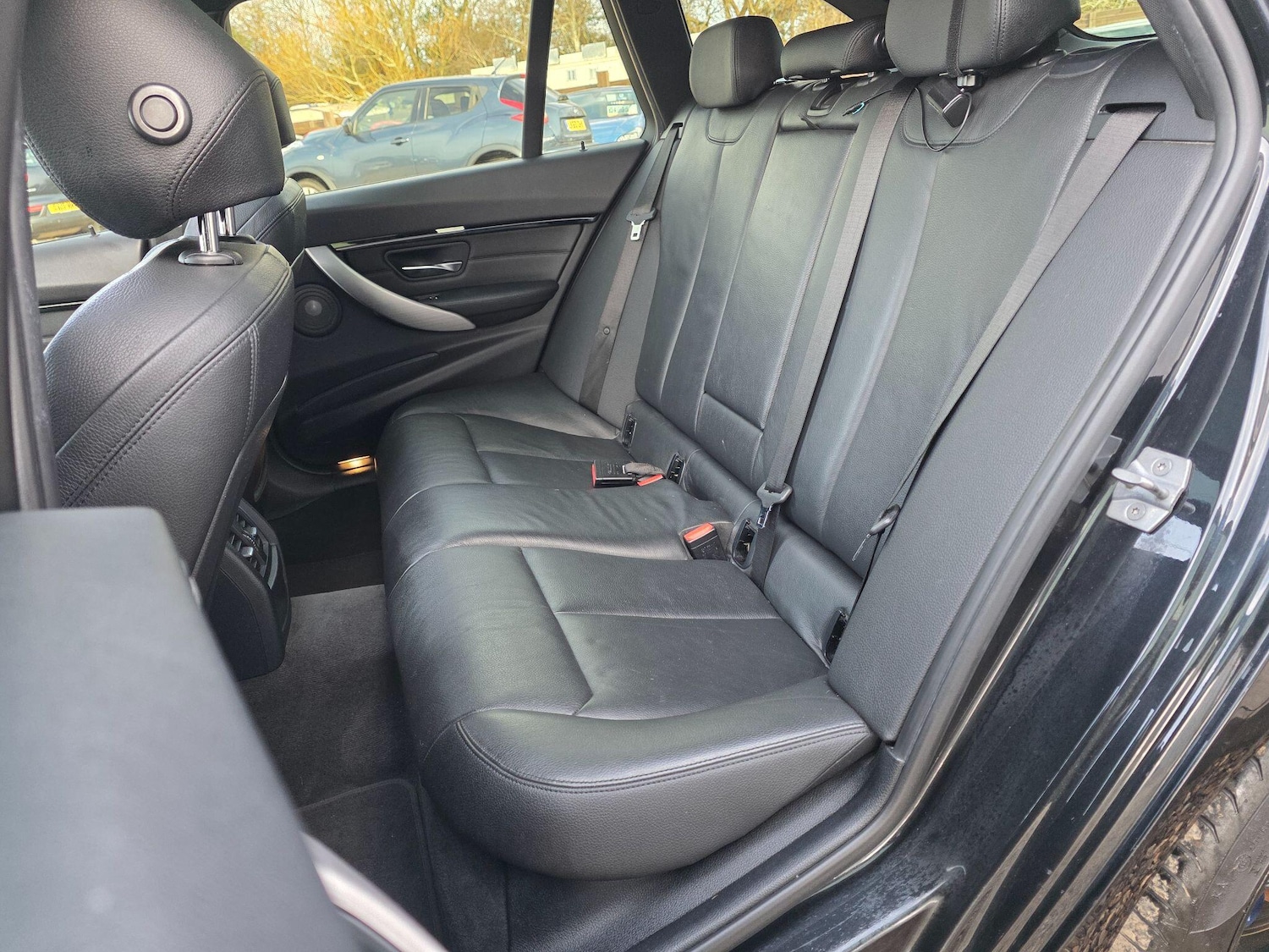 Used BMW 3 Series 2017 for sale - 77633022: Photo 25