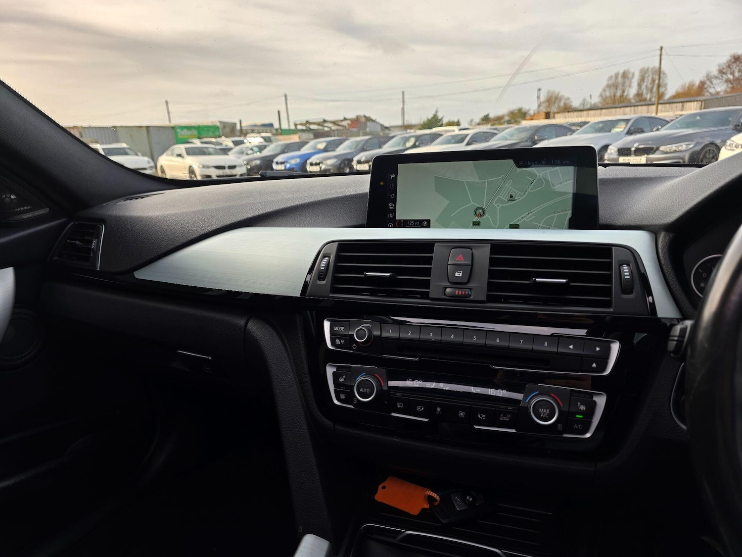 Used BMW 3 Series 2017 for sale - 77633022: Photo 35