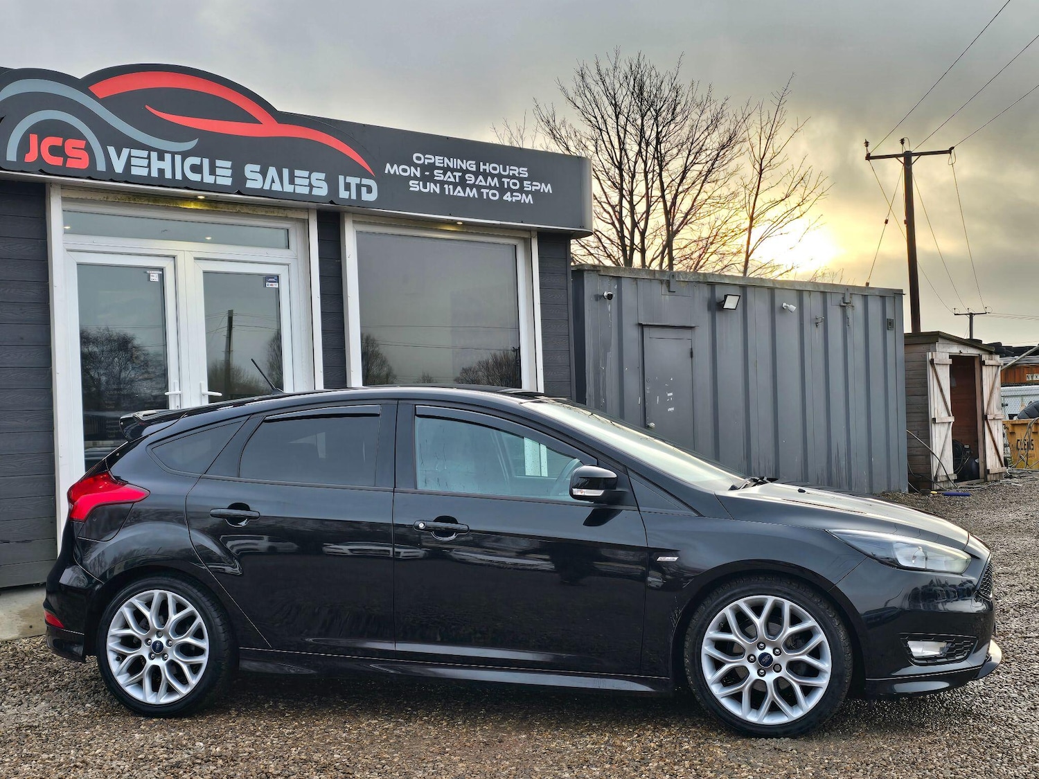 Used Ford Focus 2017 for sale - 77344821: Photo 3