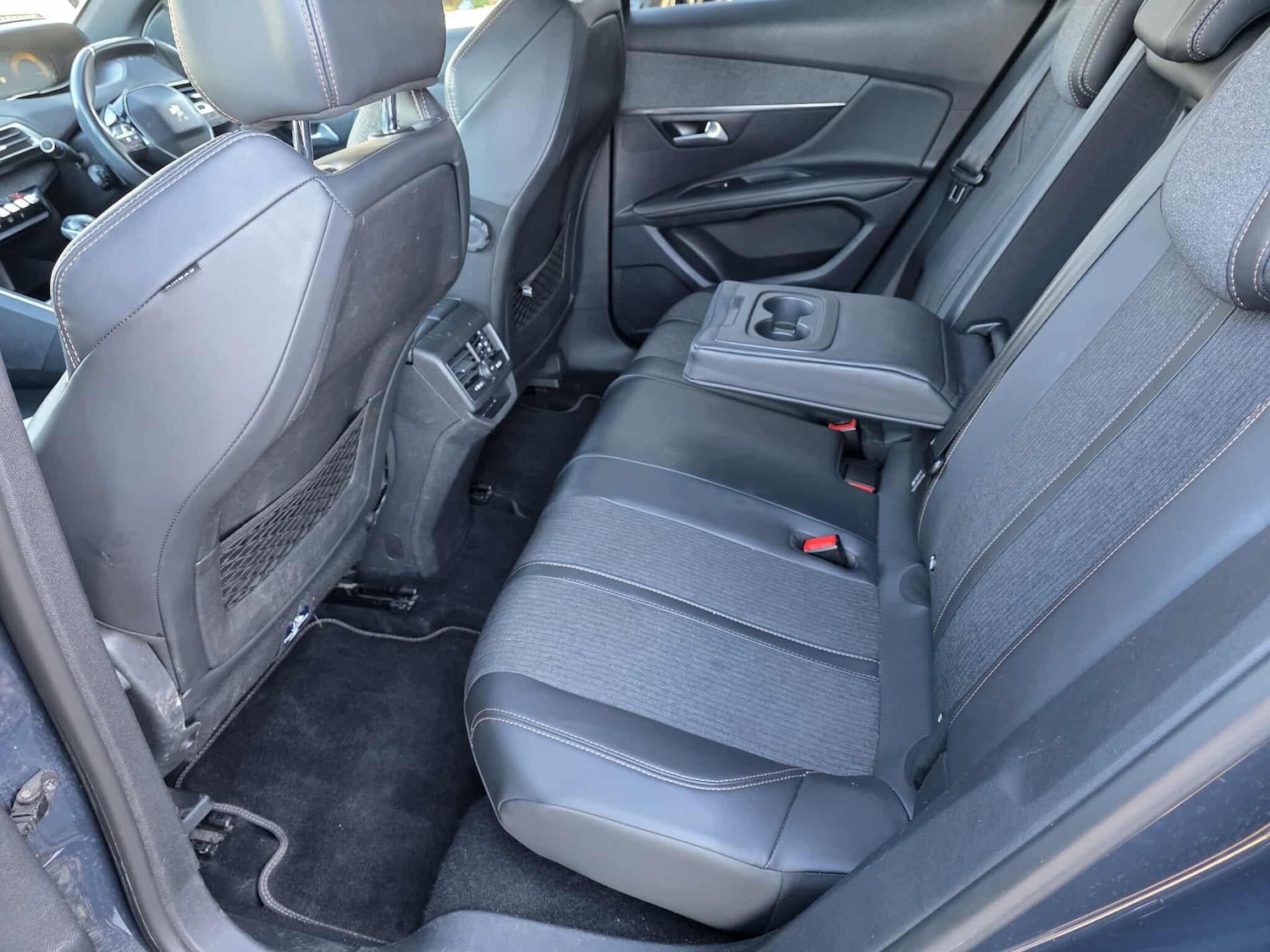 Used Peugeot 3008 2017 for sale - 76786749: Photo 16