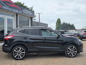 Used Nissan Qashqai 2014 for sale - 79062539: Photo