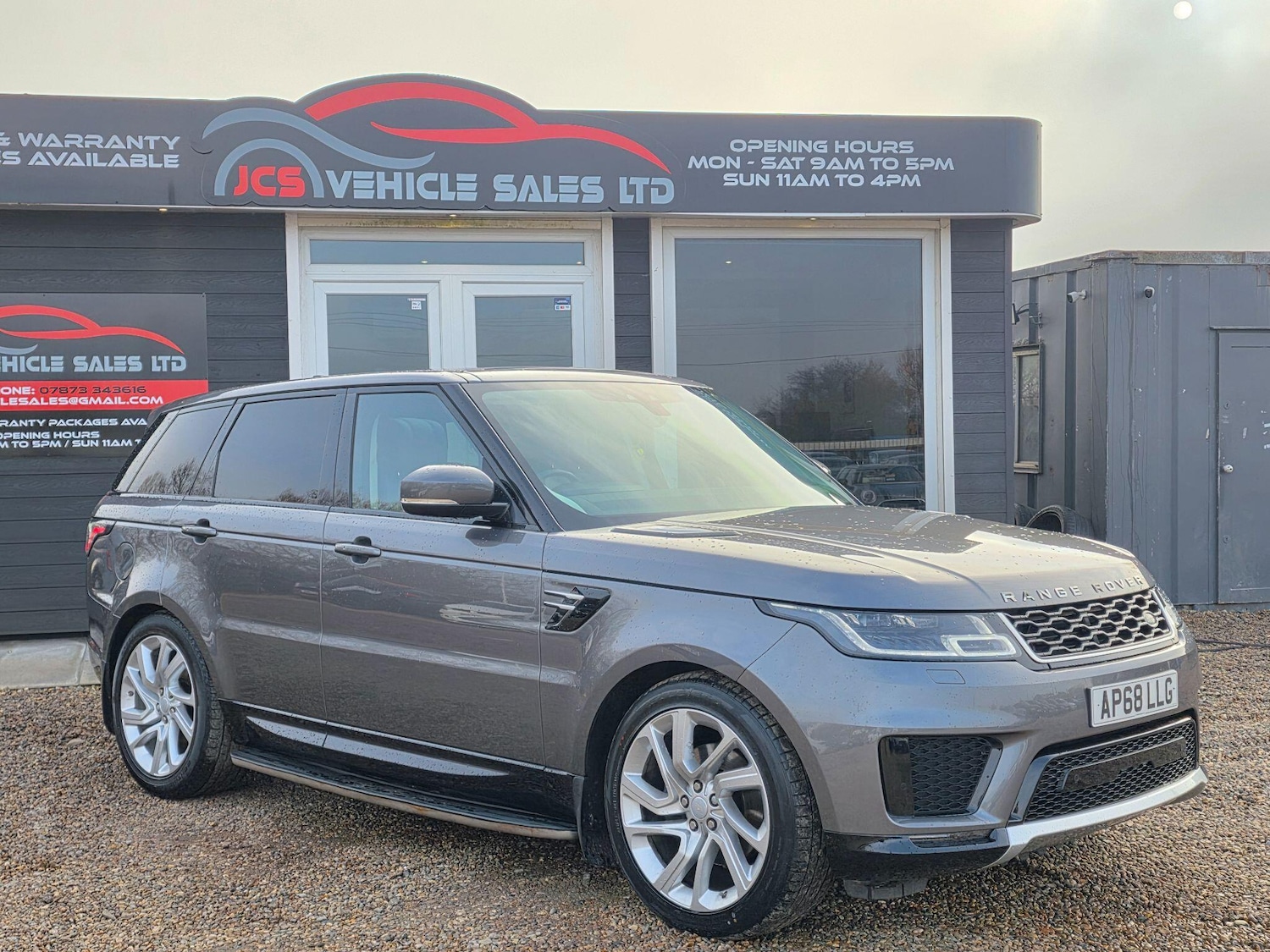 Used Land Rover Range Rover Sport 2018 for sale - 77267311: Photo 2