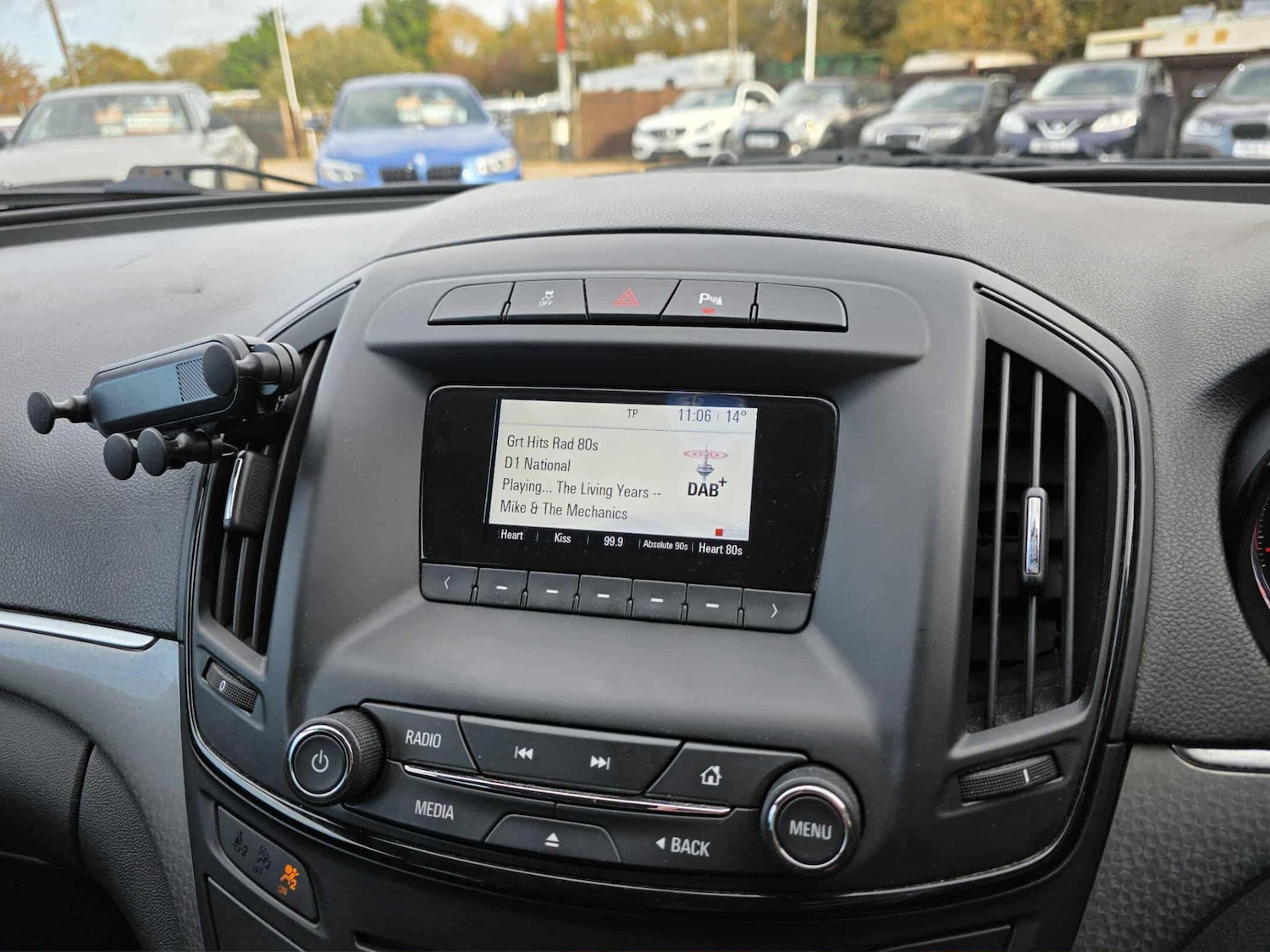 Used Vauxhall Insignia 2017 for sale - 76995311: Photo 19