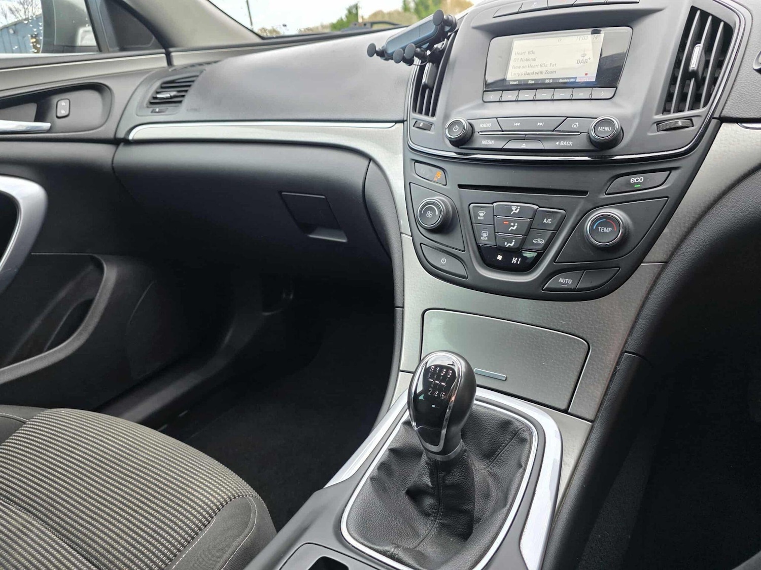 Used Vauxhall Insignia 2017 for sale - 76995311: Photo 21