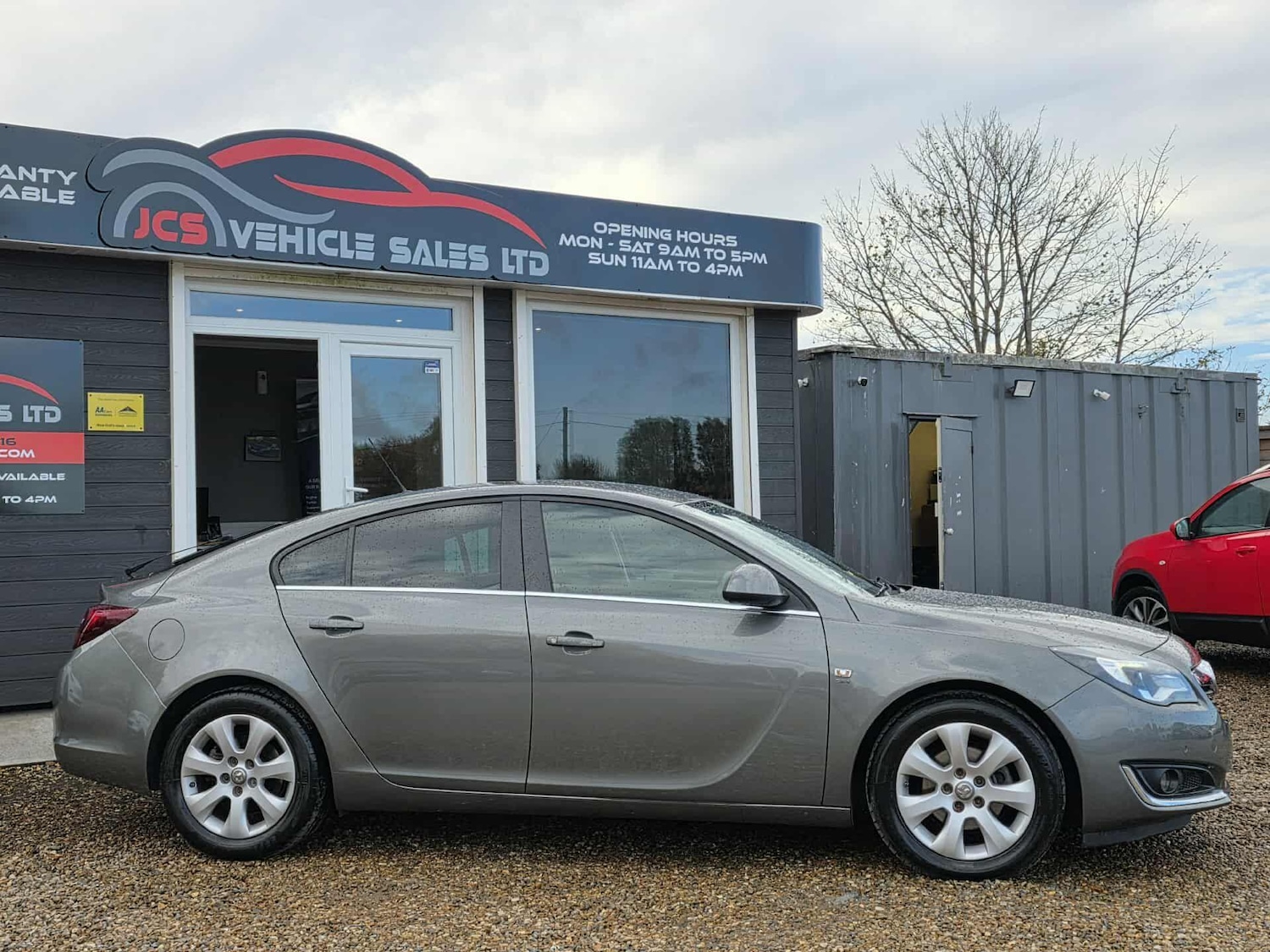 Used Vauxhall Insignia 2017 for sale - 76995311: Photo 3