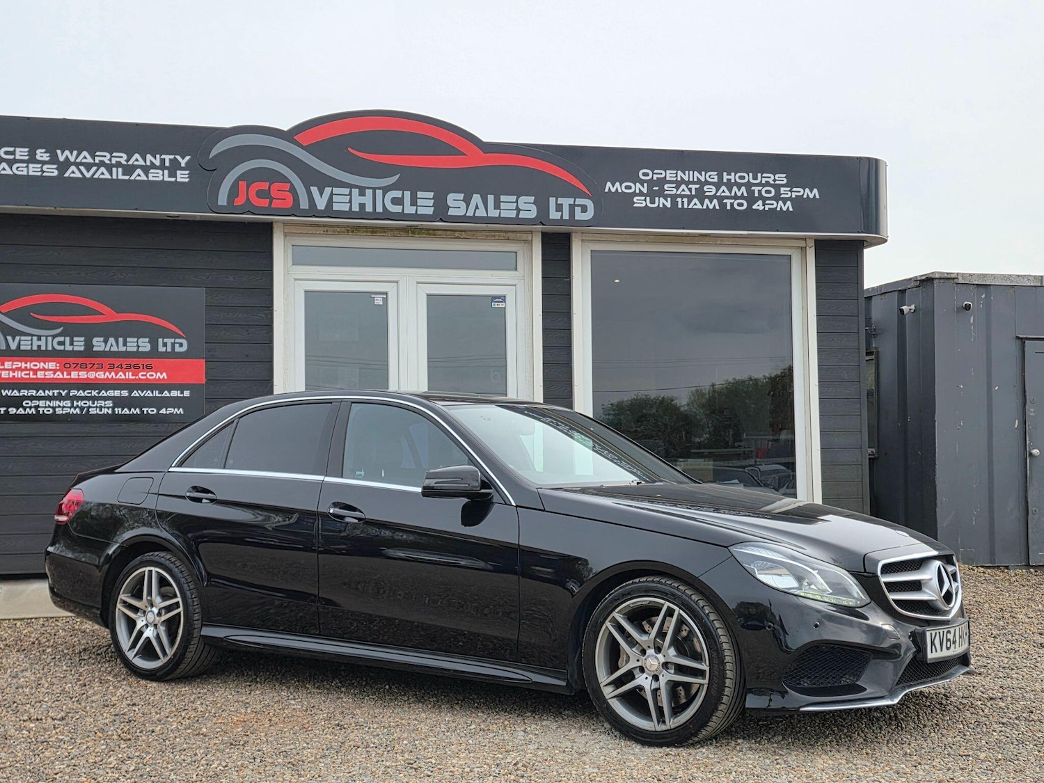 Used Mercedes-Benz E Class for sale - 78205037: Photo 2