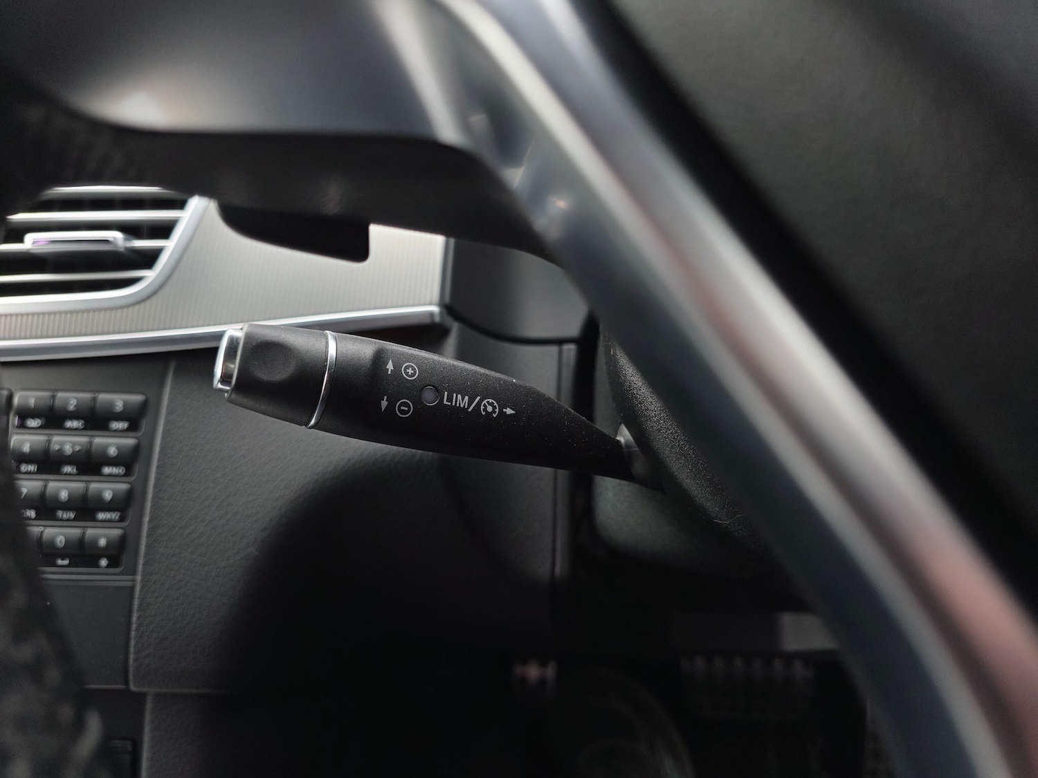 Used Mercedes-Benz E Class for sale - 78205037: Photo 36