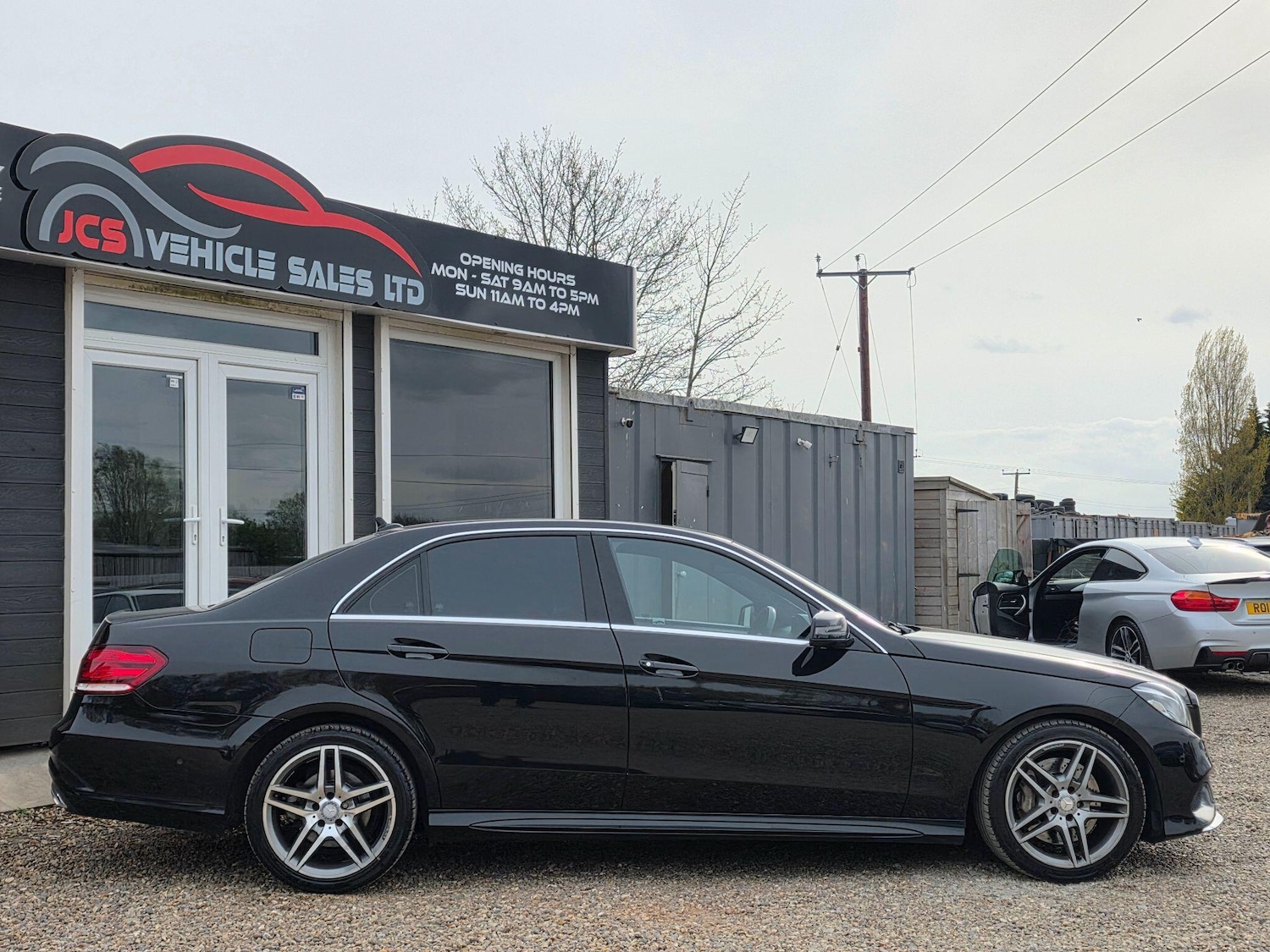 Used Mercedes-Benz E Class for sale - 78205037: Photo 4