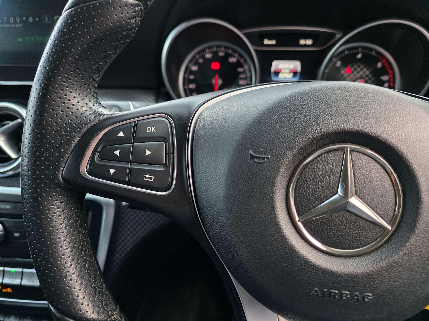 Used Mercedes-Benz A-Class 2016 for sale - 77267726: Photo 37