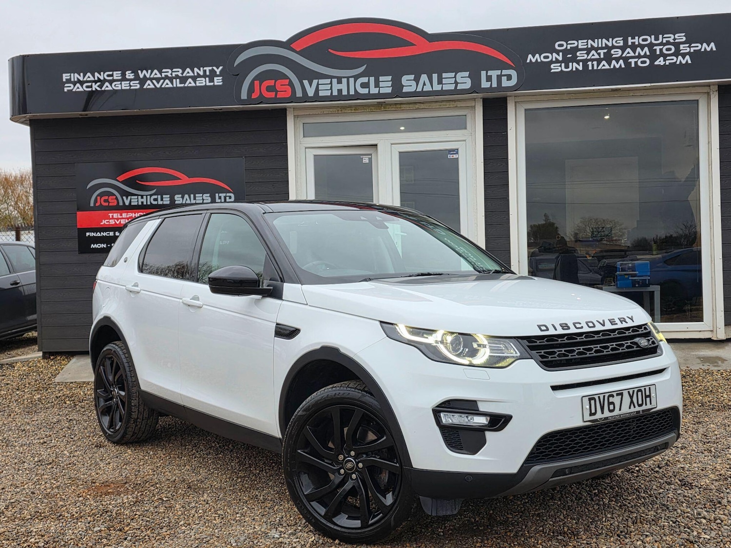 Used Land Rover Discovery Sport 2017 for sale - 76926007: Photo 1