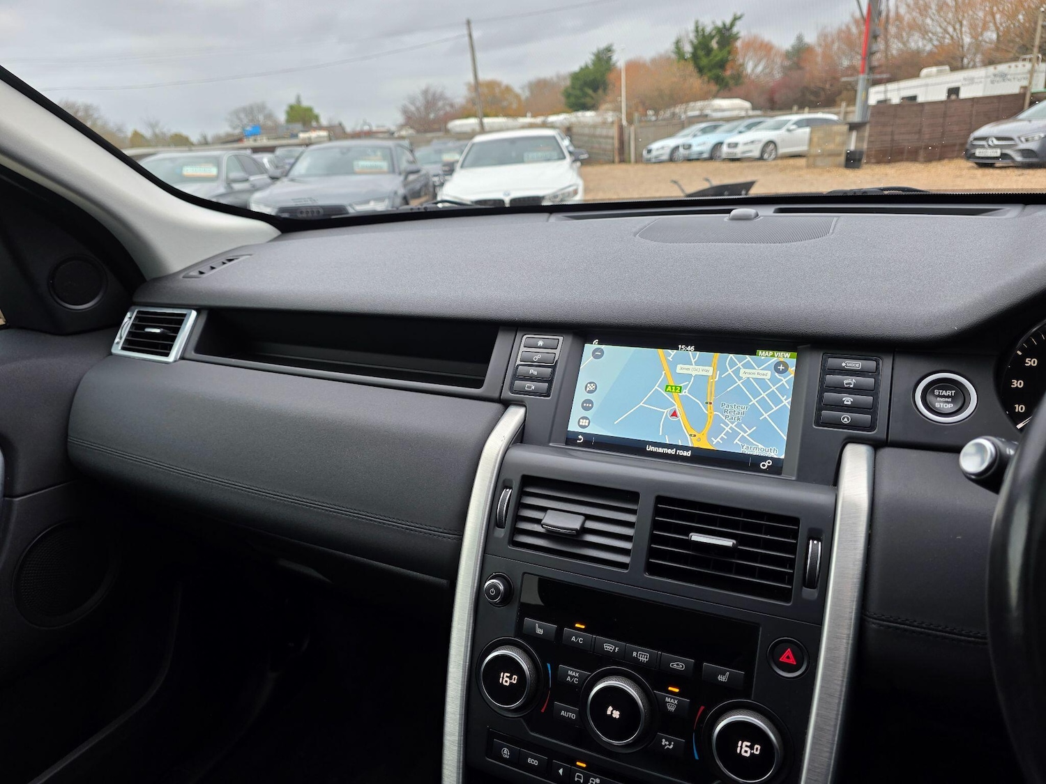 Used Land Rover Discovery Sport 2017 for sale - 76926007: Photo 27