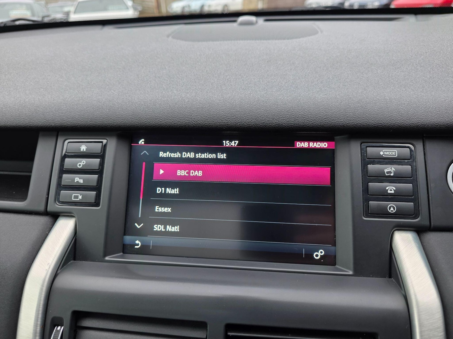 Used Land Rover Discovery Sport 2017 for sale - 76926007: Photo 32