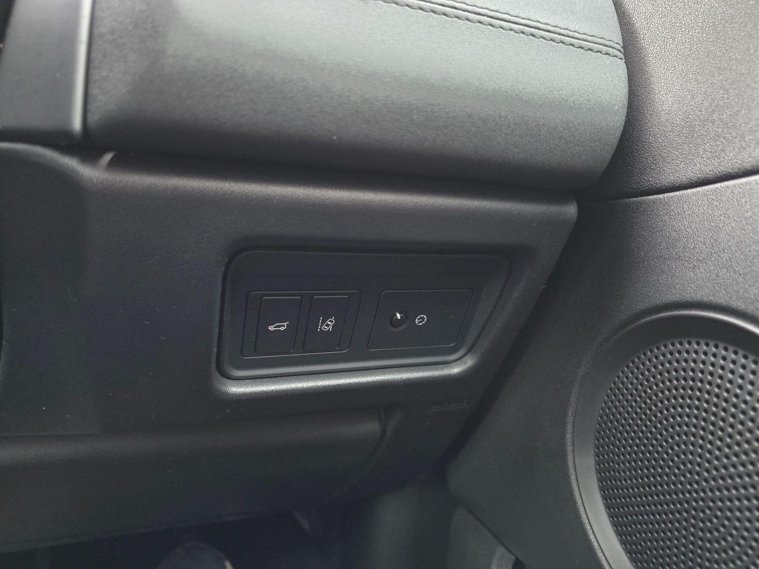 Used Land Rover Discovery Sport 2017 for sale - 76926007: Photo 36