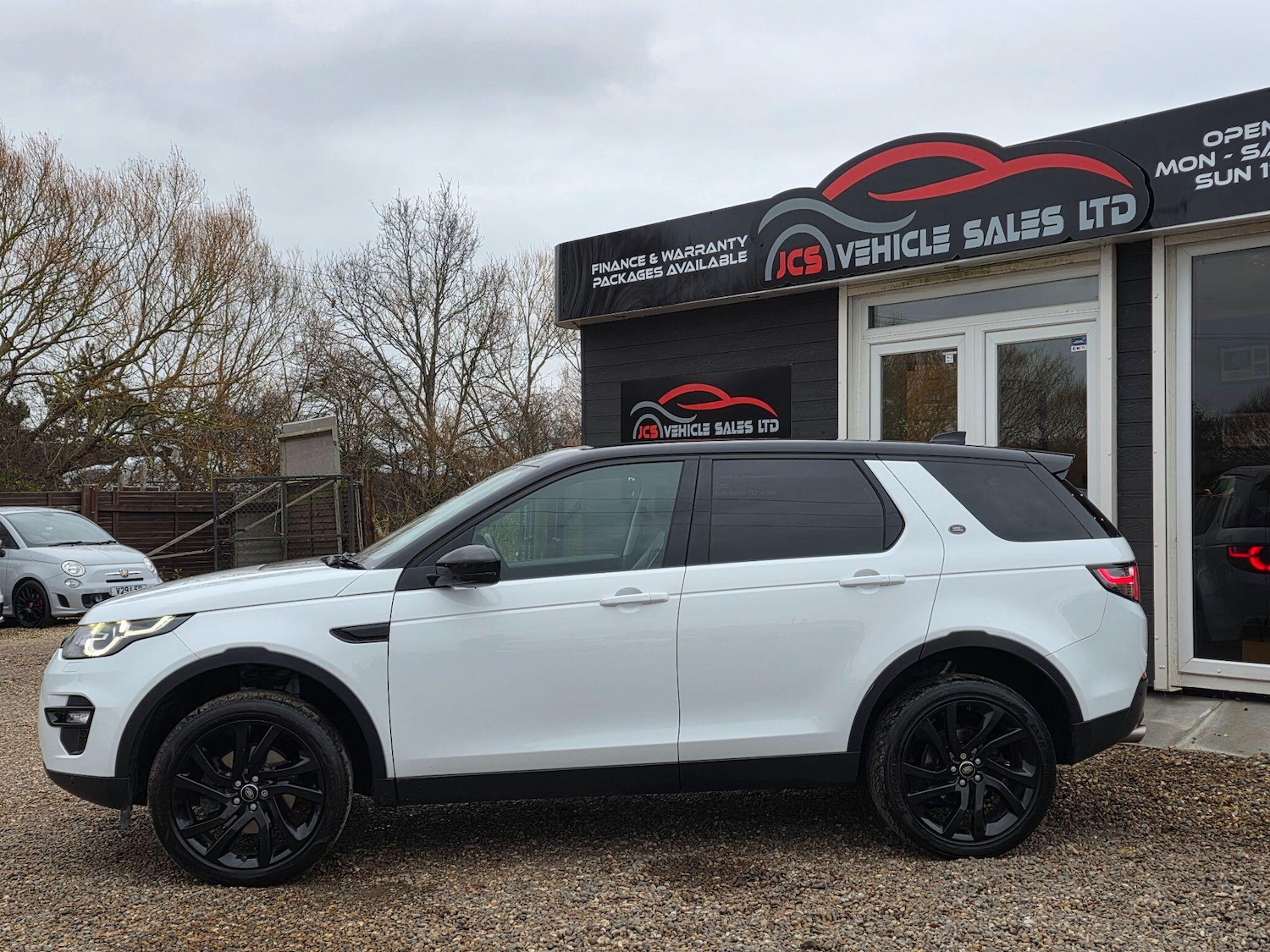 Used Land Rover Discovery Sport 2017 for sale - 76926007: Photo 9