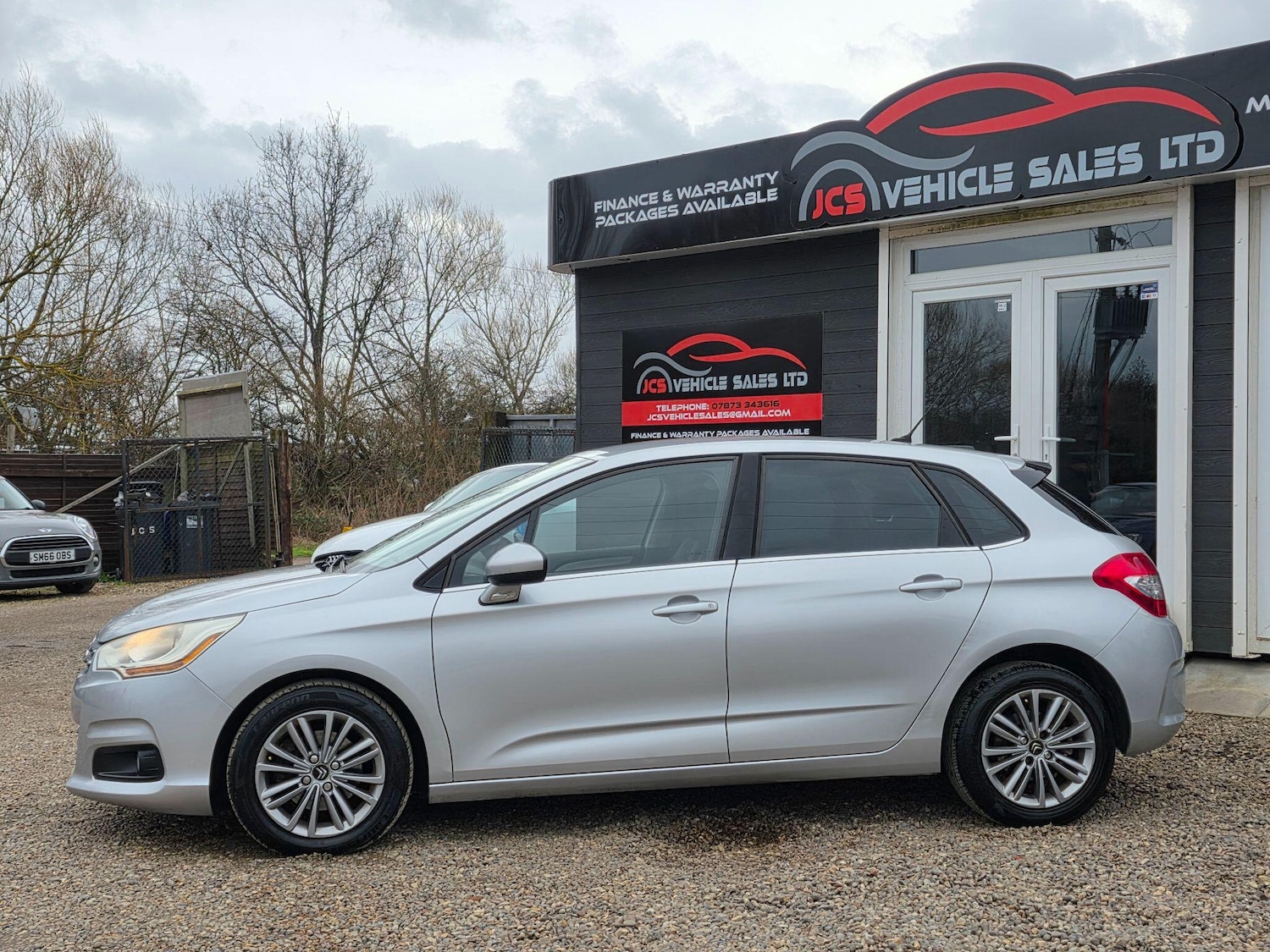 Used Citroen C4 2011 for sale - 77682836: Photo 11