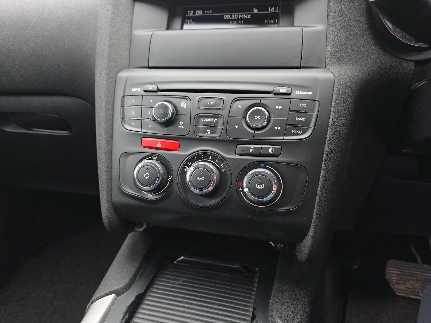 Used Citroen C4 2011 for sale - 77682836: Photo 25