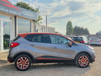 Used Renault Captur 2015 for sale - 79374715: Photo
