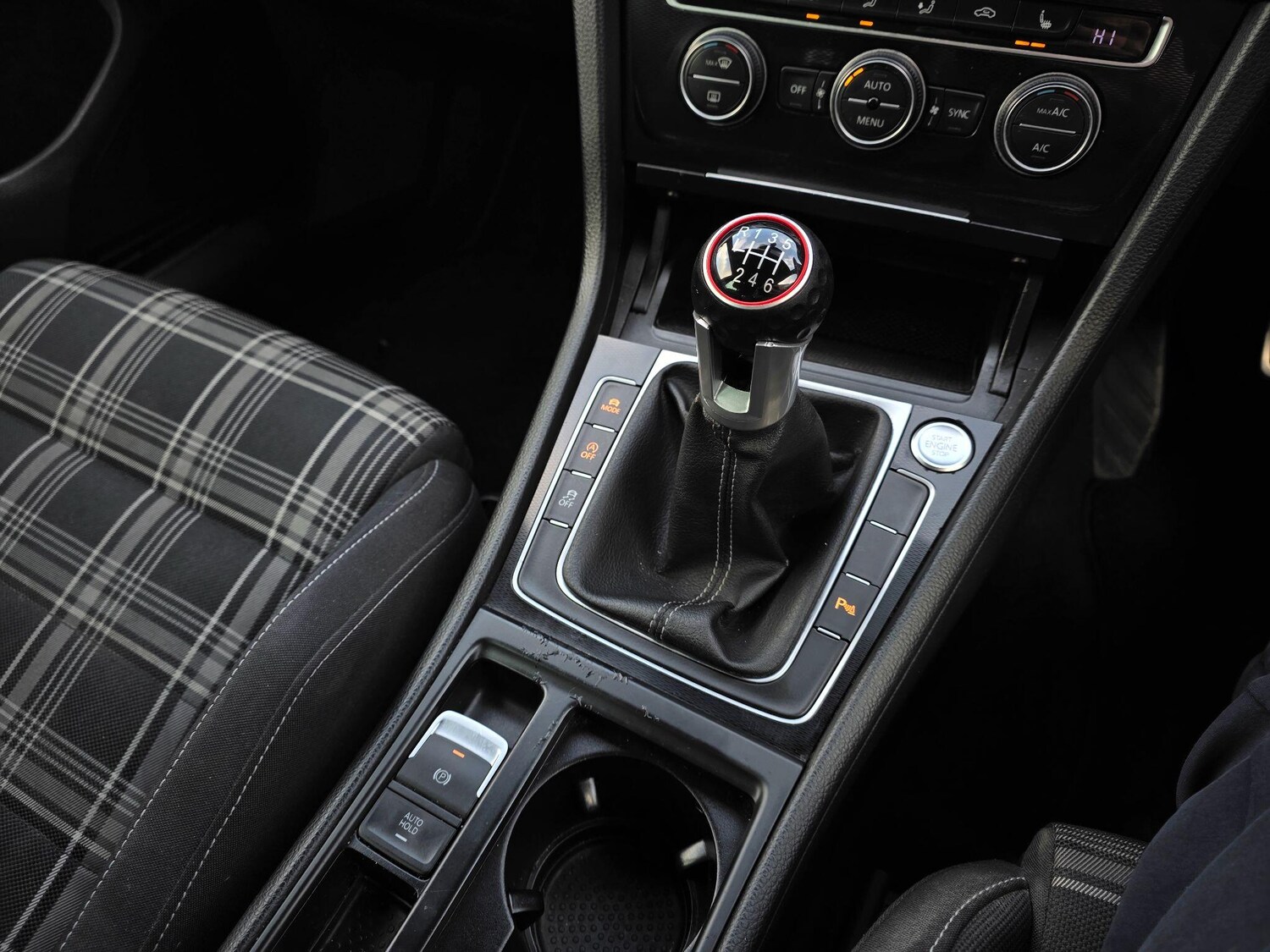 Used Volkswagen Golf 2014 for sale - 77722938: Photo 27