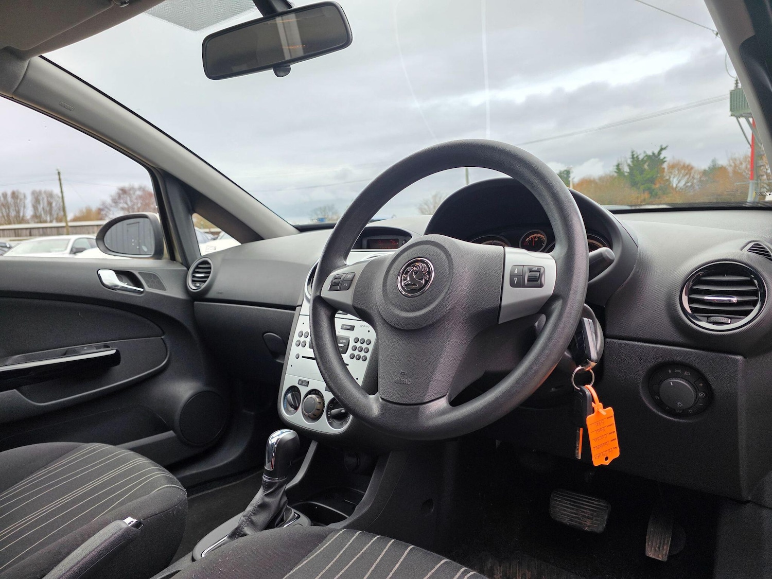 Used Vauxhall Corsa 2009 for sale - 77549277: Photo 15