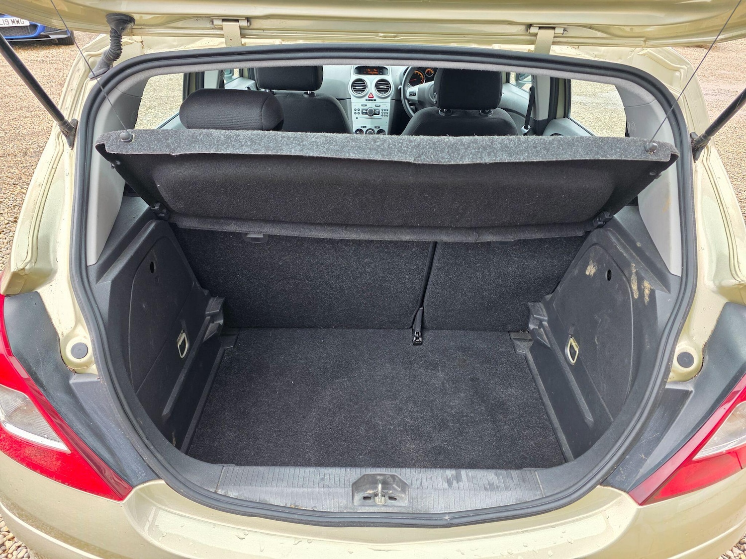 Used Vauxhall Corsa 2009 for sale - 77549277: Photo 18